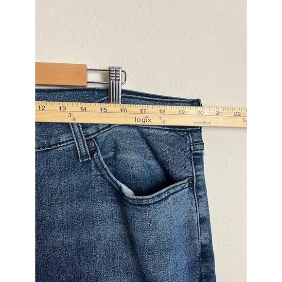 Levis 550 Mens 42x32 Relaxed Fit Jeans Medium Wash Denim Comfort Casual Workwear - Picture 6 of 12